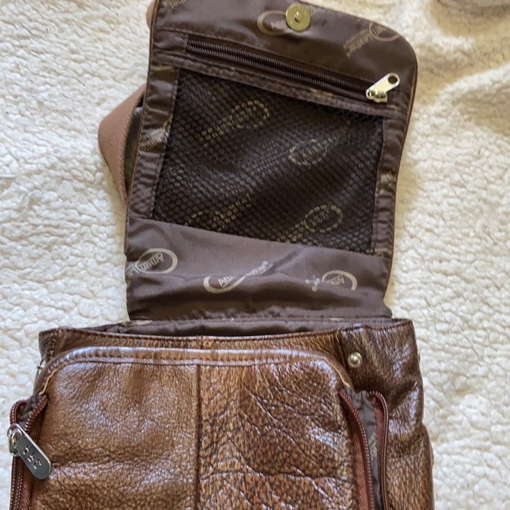 Ameri-Leather Brown Purse - image 6